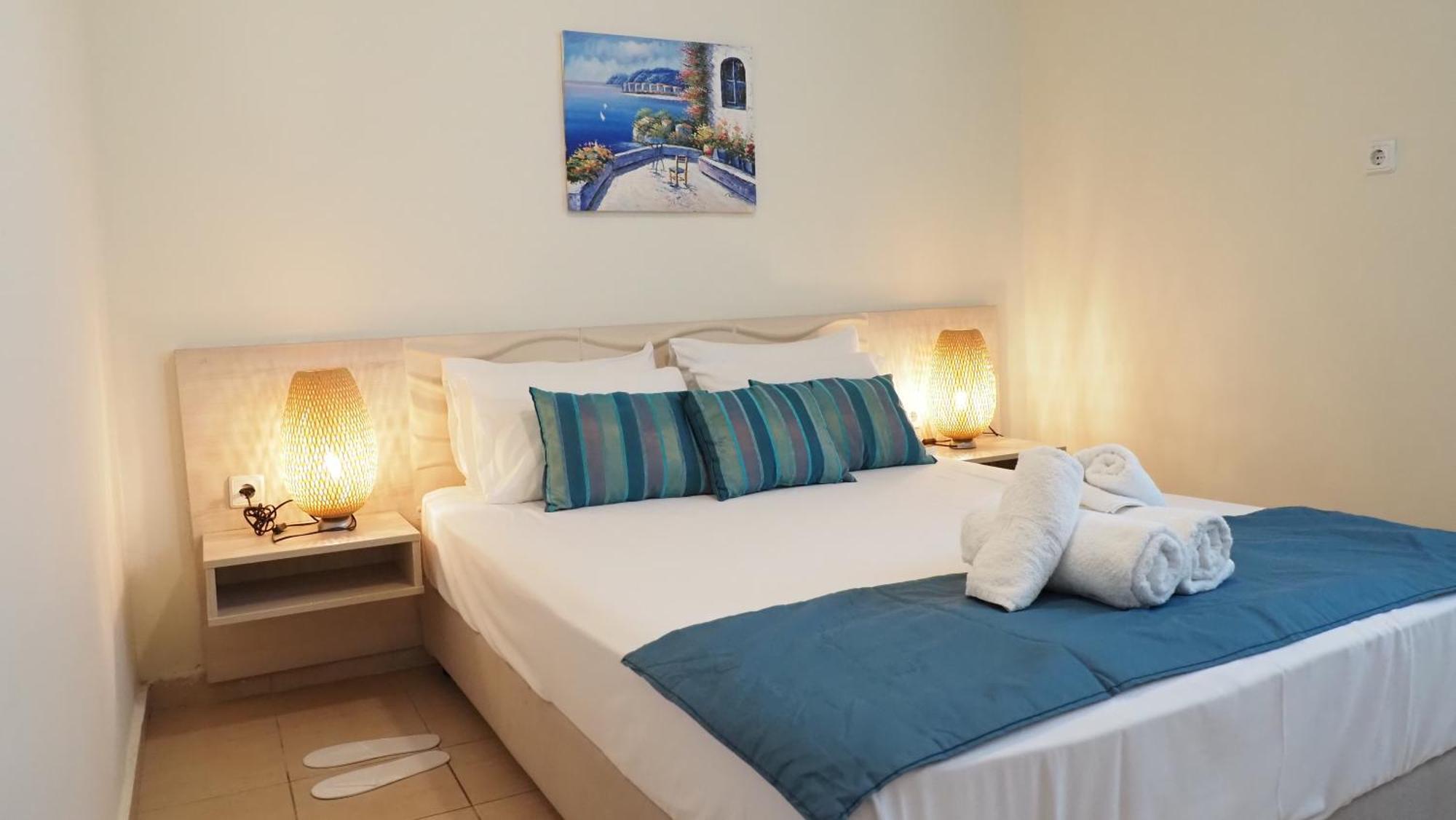 Leonidas Apartments And Suites 莫拉卡里瓦 外观 照片