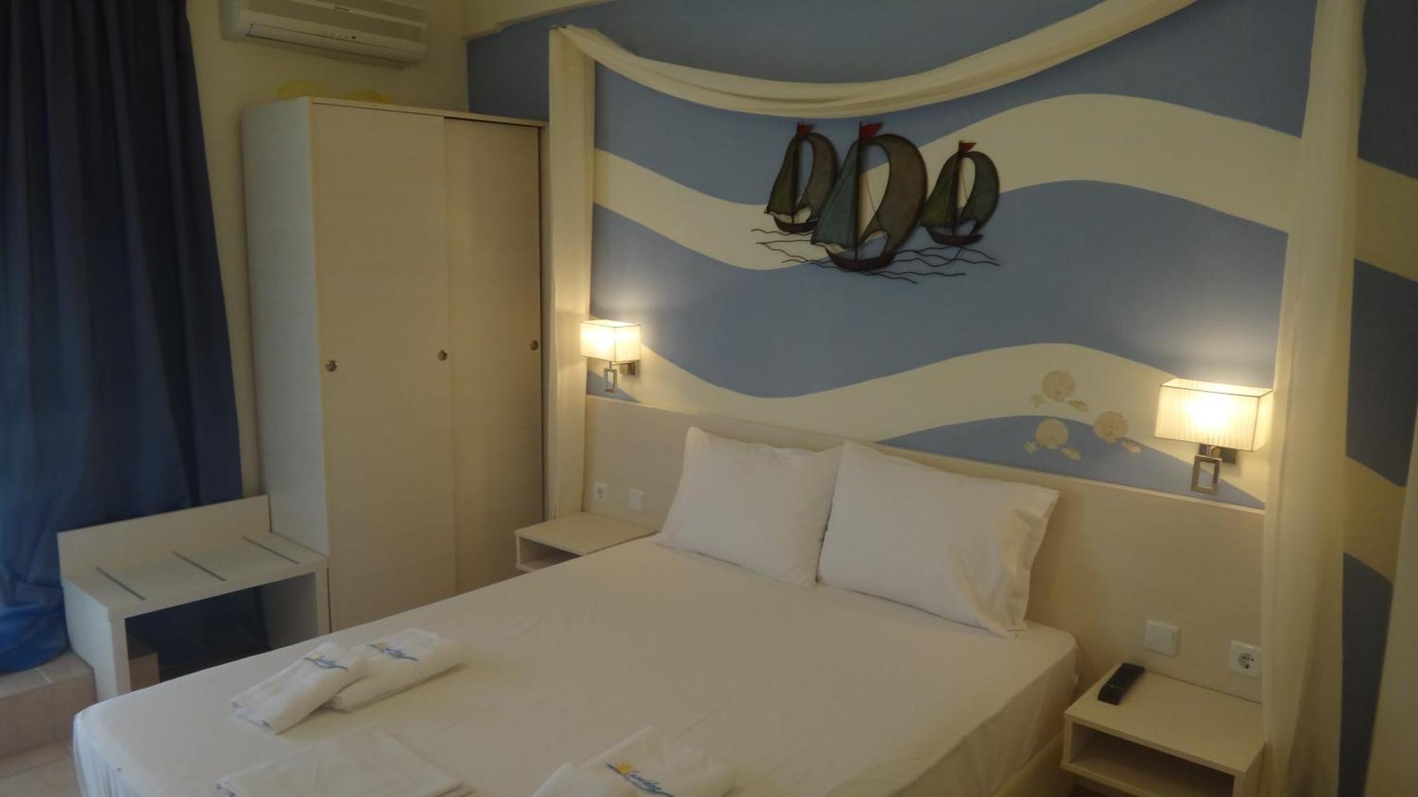 Leonidas Apartments And Suites 莫拉卡里瓦 外观 照片