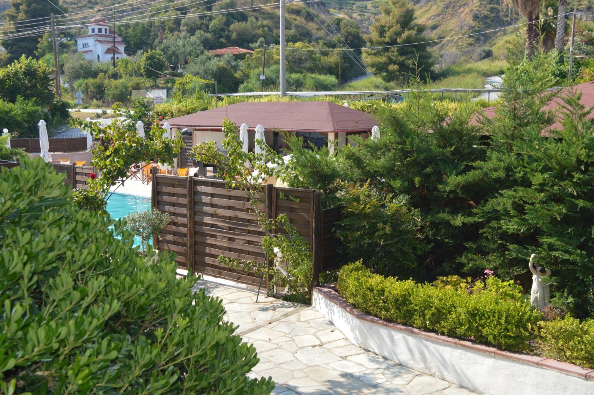 Leonidas Apartments And Suites 莫拉卡里瓦 外观 照片