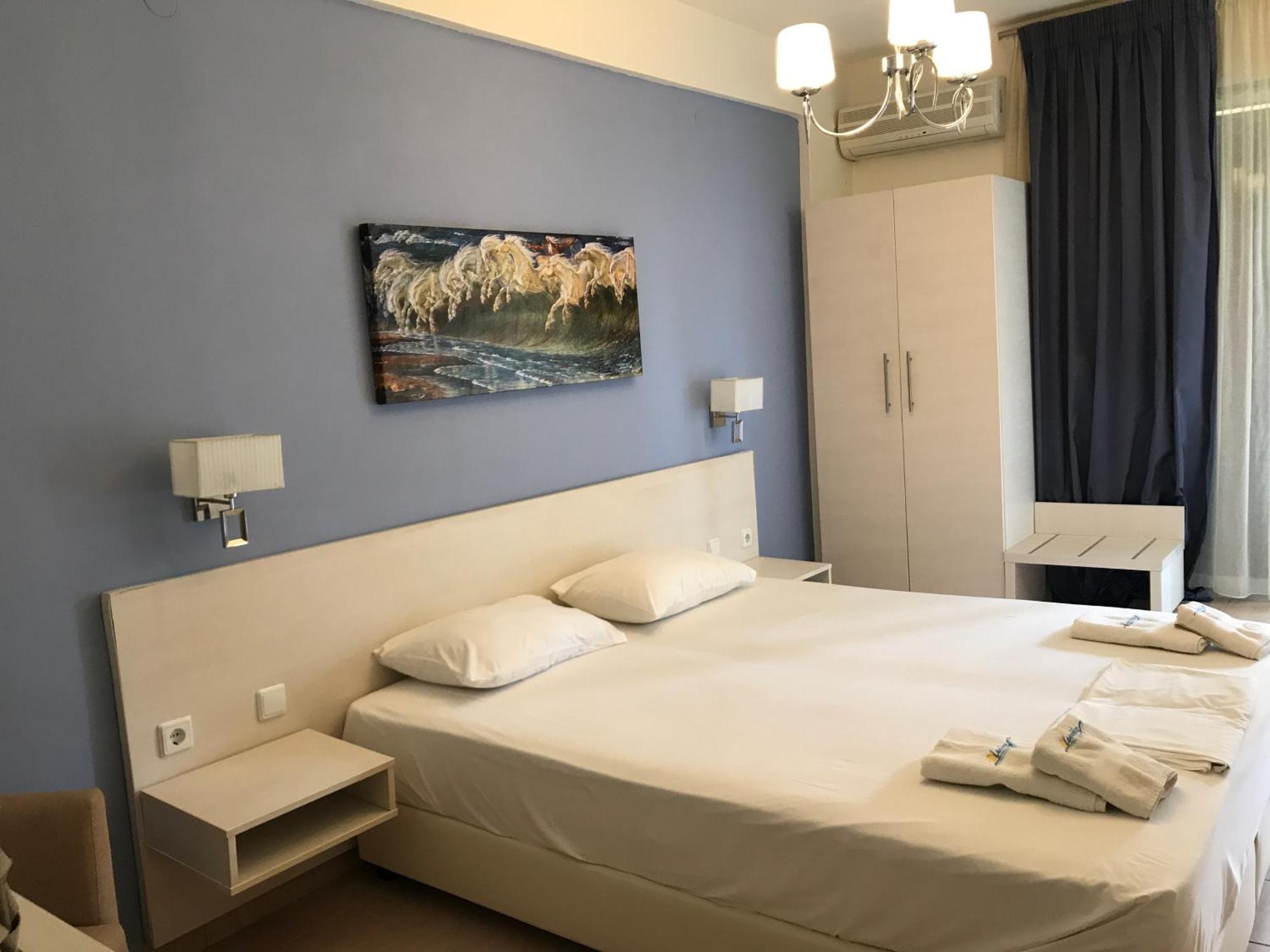 Leonidas Apartments And Suites 莫拉卡里瓦 外观 照片